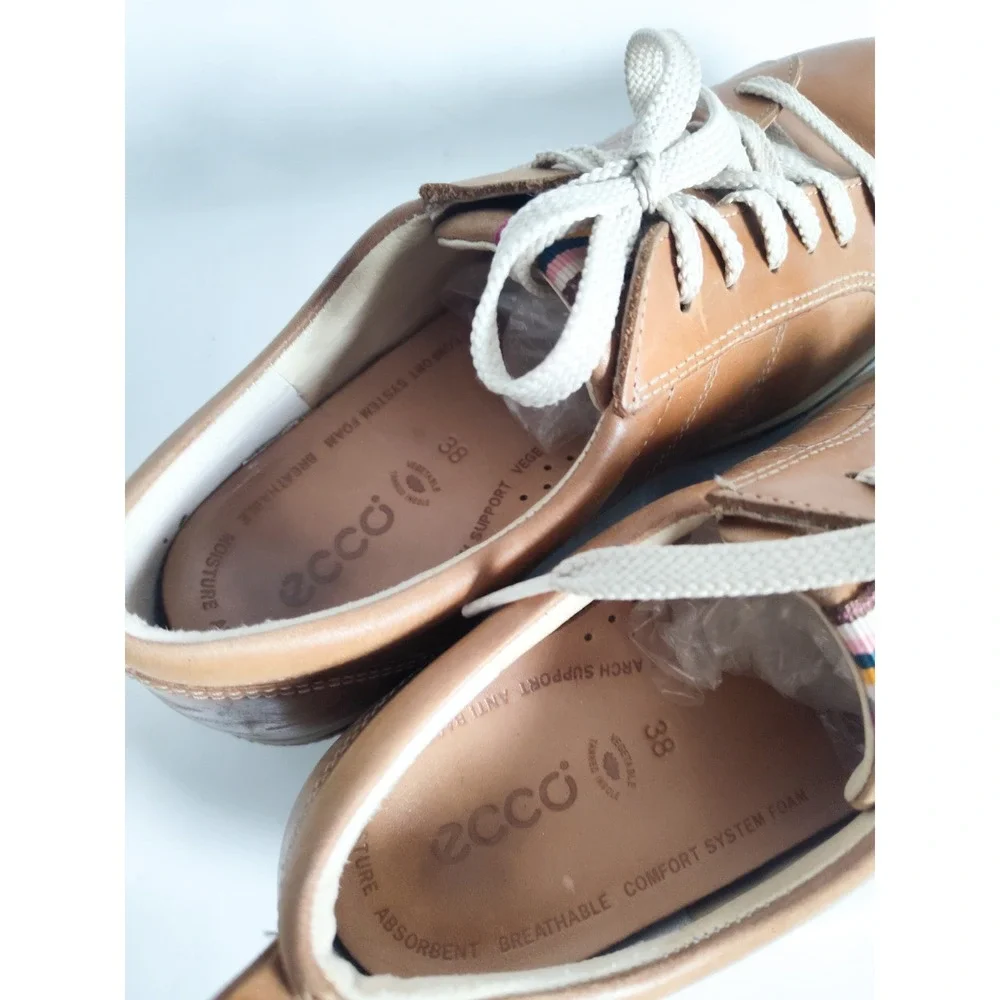Ecco fashion style